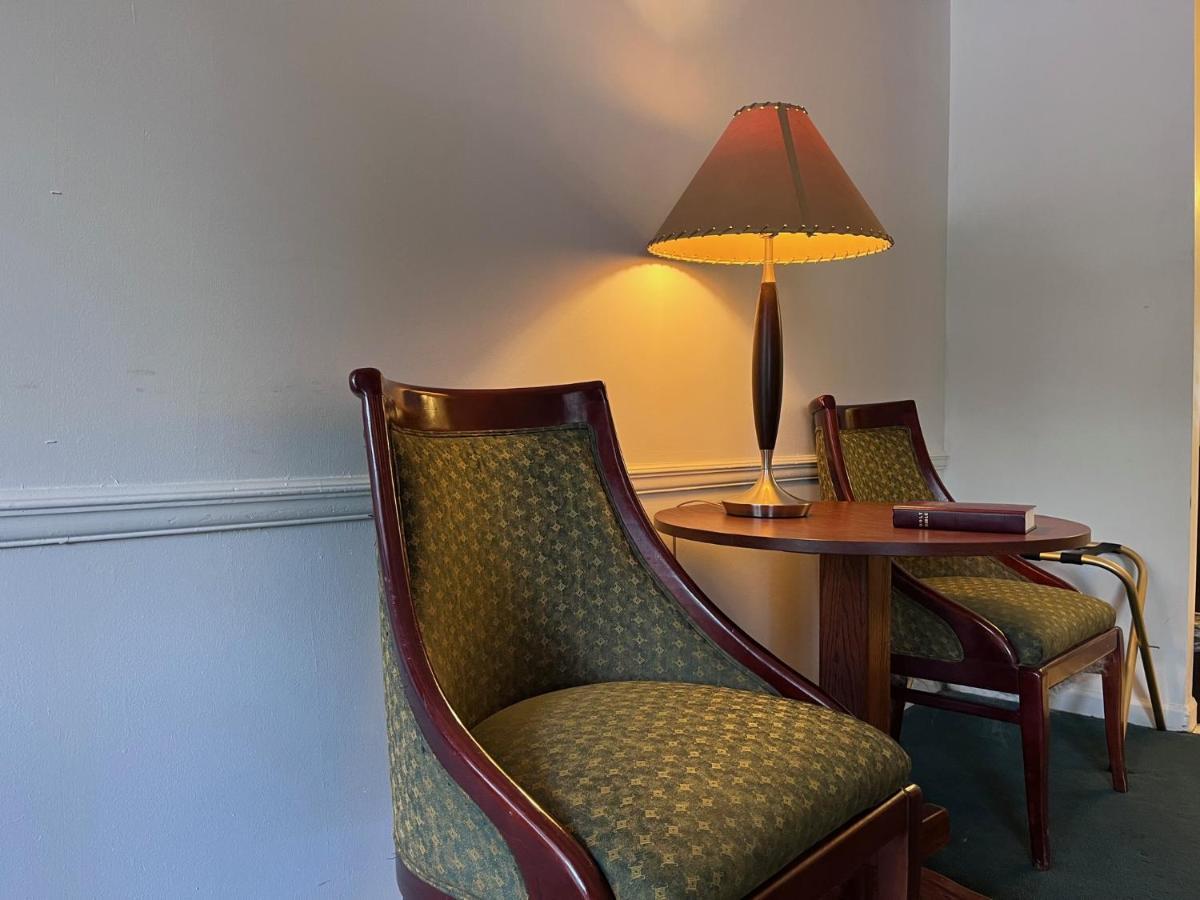 Windtree Inn Grove Hill Esterno foto